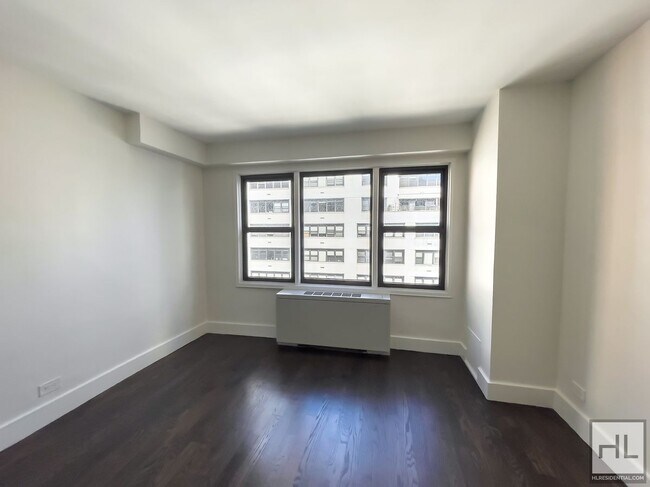EAST 63 STREET, Unit 3G in New York, NY - Building Photo - Building Photo