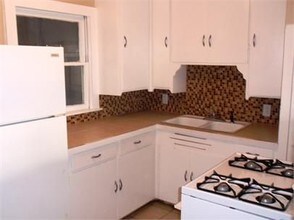 303 Cardinal St in San Marcos, TX - Building Photo - Building Photo