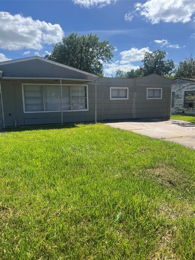 5222 Cosby St in Houston, TX - Building Photo - Building Photo