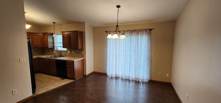 712 Autumn Ridge Ct in Andover, KS - Foto de edificio - Building Photo