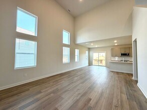 1333 Gentry Dr in Clarksville, TN - Building Photo - Building Photo