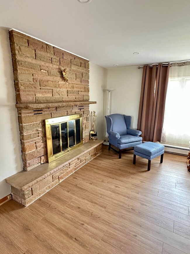 3210 Vista Ter in McHenry, IL - Building Photo - Building Photo