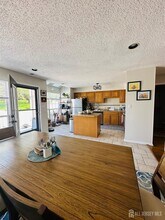 129 Columbus Dr in Franklin Township, NJ - Building Photo - Building Photo