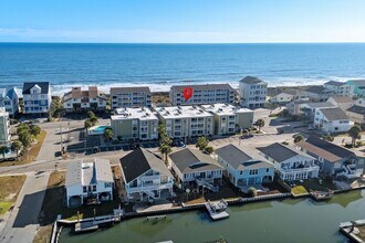 4800 Lake Dr in North Myrtle Beach, SC - Building Photo - Building Photo