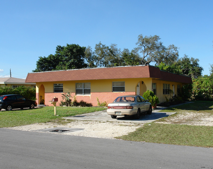 6025-6029 SW 34th St in Miramar, FL - Building Photo