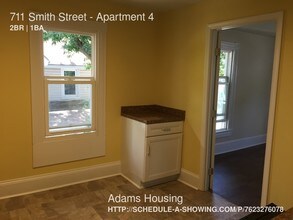 711 Smith St-Unit -Apartment 4 in Salisbury, MD - Building Photo - Building Photo