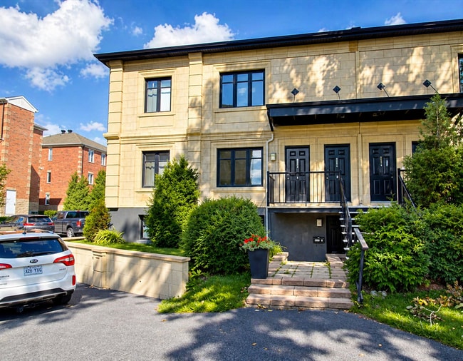 property at 8937 Marie-Victorin Boul