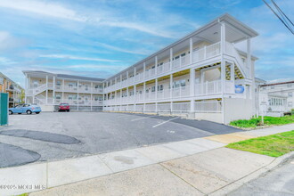 109 McCabe Ave in Bradley Beach, NJ - Building Photo - Building Photo