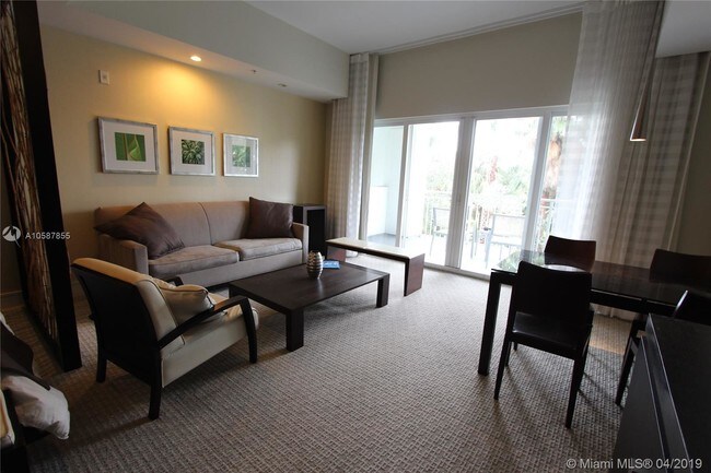5300 NW 87th Ave-Unit -1215 in Doral, FL - Building Photo - Building Photo