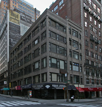 28 E 33rd St in New York, NY - Building Photo - Building Photo