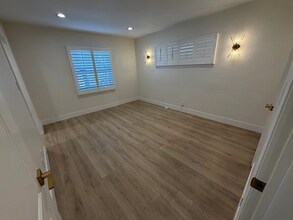 20345 Gresham St in Los Angeles, CA - Building Photo - Building Photo