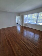 724 S Old Ranch Rd, Unit B in Arcadia, CA - Foto de edificio - Building Photo