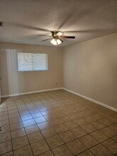 611 Dewberry Dr in Lewisville, TX - Building Photo - Building Photo