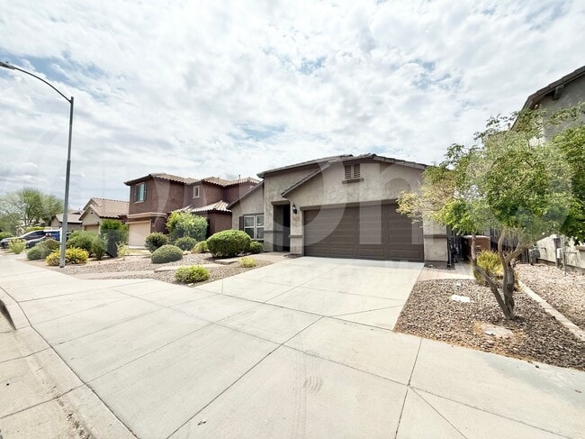property at 10831 W Bronco Trail