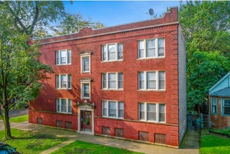 1954 W Winona St, Unit 1940-1952-3 in Chicago, IL - Building Photo - Building Photo