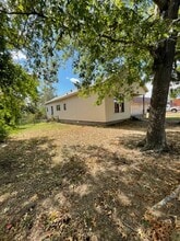 614 E Main St in Teague, TX - Building Photo - Building Photo