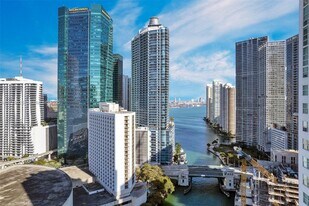 200 Biscayne Blvd Way in Miami, FL - Building Photo