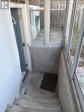 62 Cresthaven Dr in Toronto, ON - Building Photo - Building Photo