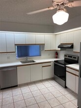 12601 SW 13th St in Pembroke Pines, FL - Building Photo - Building Photo