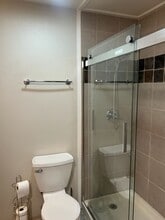 4870 N Pacific Hwy in Phoenix, OR - Building Photo - Building Photo