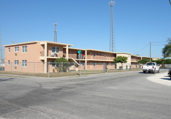 130 SW 4th Ave in Homestead, FL - Building Photo - Building Photo