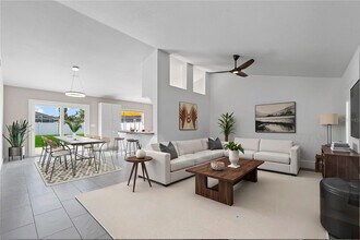 77 Freeport Ln in Palm Coast, FL - Building Photo - Building Photo