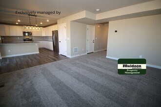 10466 Luneth Dr in Colorado Springs, CO - Building Photo - Building Photo