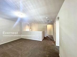 3510 Penta Fields in Converse, TX - Foto de edificio - Building Photo