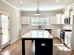 1355 Bristol Park Pl in Montgomery, AL - Building Photo - Building Photo