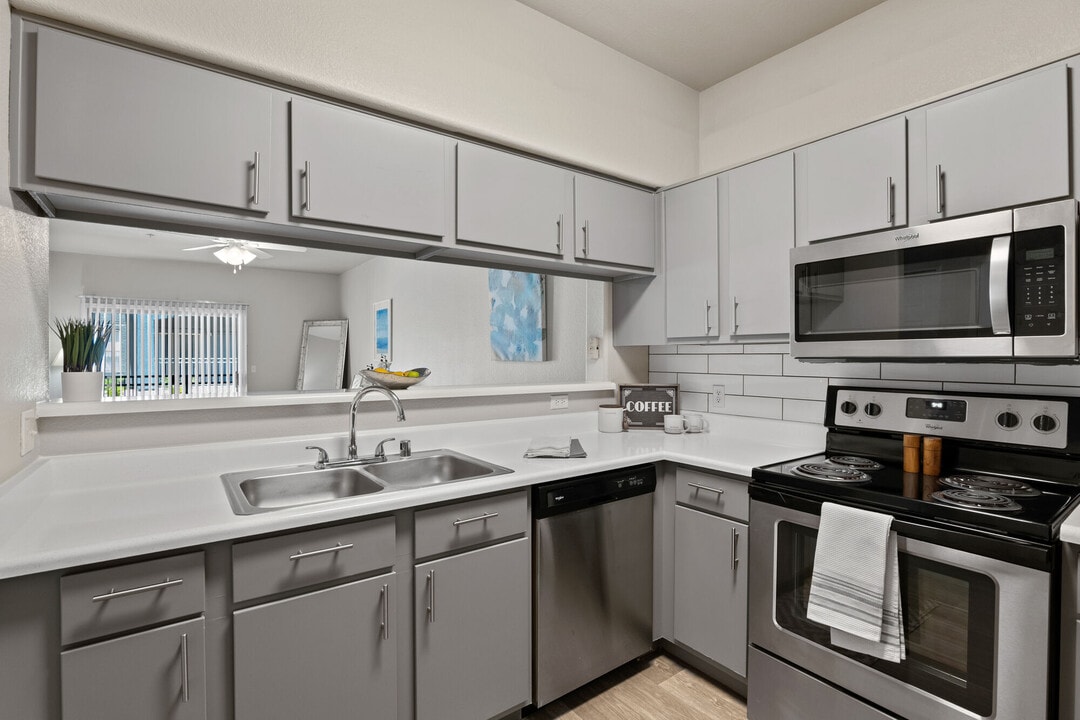 Stone Canyon in Mesa, AZ - Building Photo