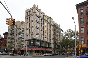 130 E 7th St in New York, NY - Building Photo