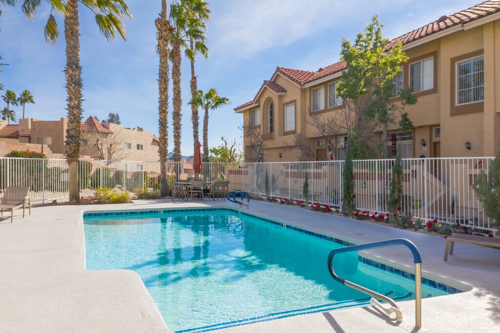 The Villas at South Pointe Apartments in Laughlin, NV