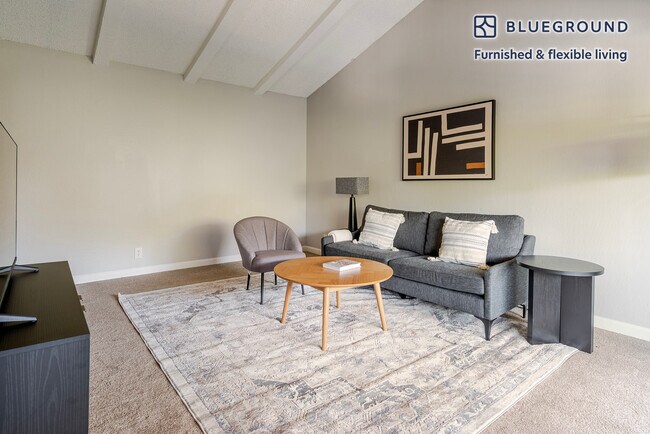 202 Calvert Dr in Cupertino, CA - Foto de edificio - Building Photo