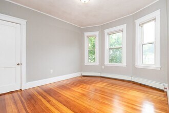 5 Semont Rd in Boston, MA - Building Photo - Building Photo