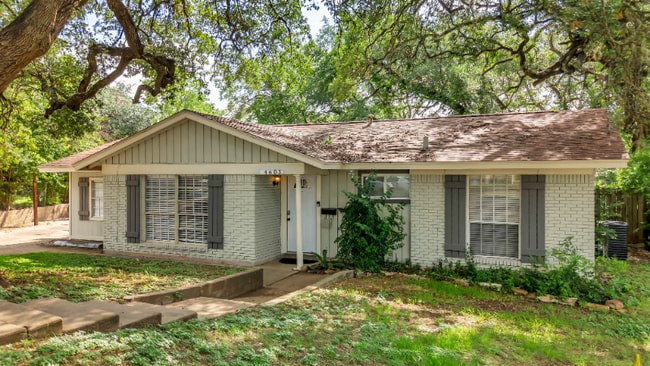 property at 4603 Lennox Dr