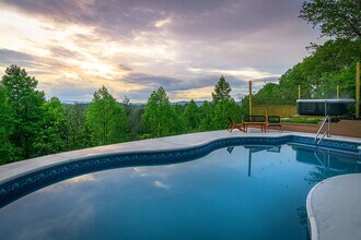 54 Hyder Ln in Weaverville, NC - Building Photo - Building Photo