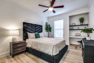 The Brixton Apartments in Dallas, TX - Foto de edificio - Building Photo
