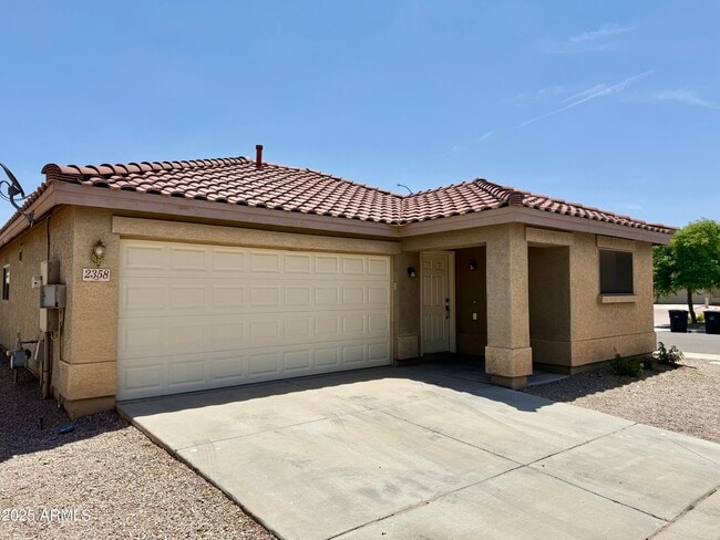 2358 E Peach Tree Dr in Chandler, AZ - Building Photo - Building Photo