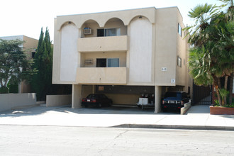 615 E Orange Grove Ave in Burbank, CA - Building Photo - Building Photo