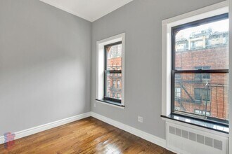 209 E 25th St, Unit 5A in New York, NY - Building Photo - Building Photo