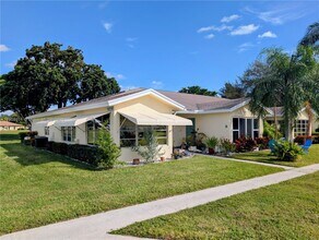 14235 Nesting Way in Delray Beach, FL - Building Photo - Building Photo