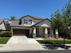 1247 Jewel Flower Dr in Patterson, CA - Building Photo