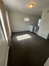 231 Doty St, Unit 231 Doty st in Hammond, IN - Foto de edificio - Building Photo