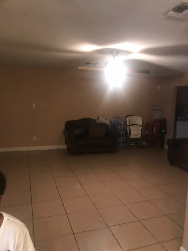 5500 Holley Ln in New Orleans, LA - Foto de edificio - Building Photo