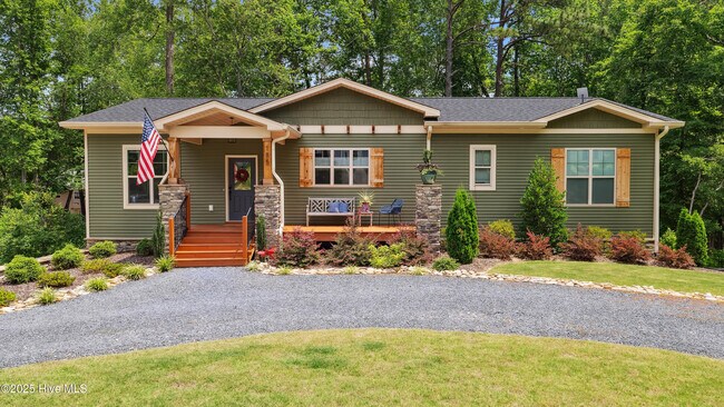 property at 185 Canter Ln