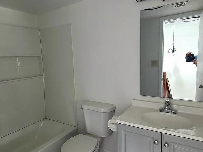 property at 2724 W McLellan Blvd