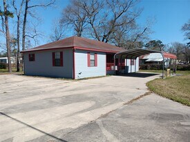 21427 North St in New Caney, TX - Building Photo