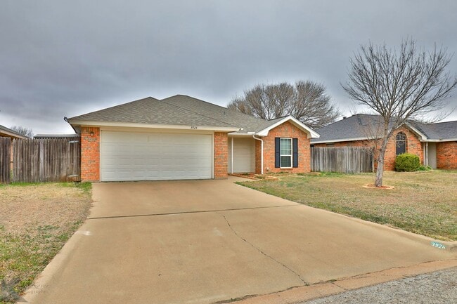 3926 Wake Forest Ln in Abilene, TX - Building Photo - Building Photo