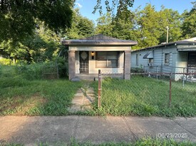 713 Avenue F in Birmingham, AL - Building Photo
