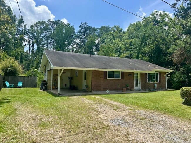 property at 42153 Garden Dr